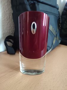 Givenchy Pour Homme Eau De Toilette Spray 100ml Kunden-Foto 3