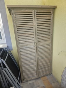 Outsunny, záhradná skriňa, drevená, úložný box na náradie, 4 priehradky, sivá, s asfaltovou strechou Fotografia od zákazníka č. 1