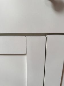 Komoda Merax z trzema szufladami i czterema klapami, kredens w stylu wiejskim, kredens szafka do przechowywania szafka do salonu, 160x75x37cm, biały Zdjęcie produktu od klienta nr 1