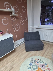 HOMMPA Rozkládací pohovka s polštářem, skládací křeslo s opěradlem, přenosná rozkládací pohovka pro obývací pokoj a kancelář, tmavě šedá, 80x80x60cm Fotografie od zákazníka č. 1