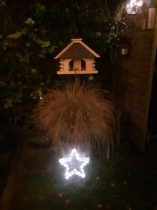 Vogelhaus aus Holz, weiss mit Solar - V 20 Stein weiss Solar Kunden-Foto 3
