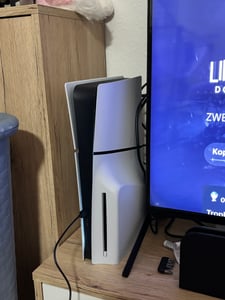 Sony PlayStation 5, PlayStation 5, Schwarz, Weiß, 16384 MB, GDDR6, 448 GB/s, AMD Kunden-Foto 2