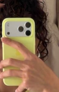 Apple MGFP4ZM/A, Cover, Apple, iPhone 17 Pro Max, 17,5 cm (6.9"), Dunkelblau Kunden-Foto 5