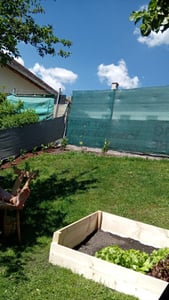 Plotová zástěna Relaxdays, zástěna na plot a balkónové zábradlí, HDPE tkanina, UV stabilizovaná, odolná proti povětrnostním vlivům, 1,5 x 6 m, zelená Fotografie od zákazníka č. 1