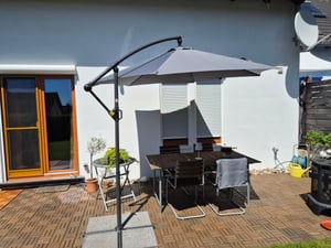 Deuline® Alu 360° drehbare Ampelschirm Ø300cm Sonnenschirm mit Schutzhülle Kurbelschirm UV50+ Gartenschirm Marktschirm Mallorca-Elite 521815 Kunden-Foto 10