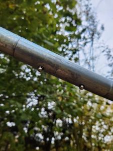 Hühnerstall 3x3x2m Hühnerhaus Kleintierstall Freilaufgehege Kleintiergehege Voliere Freigehege Hühnerkäfig Geflügelstall Verzinkter Kunden-Foto 16