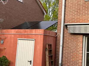 SUNNIVA® 850W Balkonkraftwerk komplett Steckdose - ASTRO-ENERGY 800W Micro Wechselrichter, PV Solaranlage, 2x425W Solarmodule, inkl.5m Kabel, WIFI Kunden-Foto 1