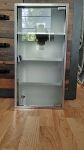 Jago® Medizinschrank - Abschließbar, 4 Fächer, Stahl, Glas, Tür, 30x12x60cm, Silber - Medikamentenschrank, Arzneischrank, Erste Hilfe Schrank, Hausapotheke, Apothekerschrank Kunden-Foto 1