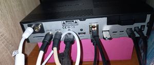 GigaBlue UHD Quad 4K Pro 2xDVB-S2 FBC + 1xDVB-C/T2 v2 Dual Tuner Linux E2 WiFi PVR-Ready Receiver Kunden-Foto 5