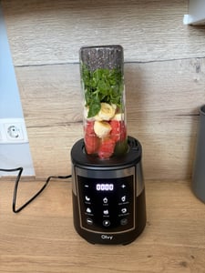 Olvy Blender Pro kielichowy, szklany dzbanek 1,5 l, kubek Tritan 600 ml, ekran dotykowy, Pulse, Auto-Clean, smoothie maker i ice crusher Zdjęcie produktu od klienta nr 17