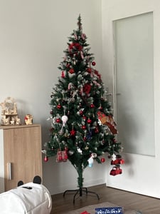 FCH Umelý vianočný stromček 213 cm, 870 konárov z PVC materiálu, špicatý vrchol biely nástrek Fotografia od zákazníka č. 26