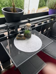 Balkonhaengetisch
