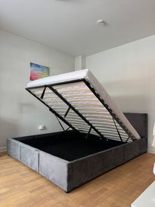 Polsterbett 160x200 mit bettlkasten und lattenrost Nela HLR-22 Grau Velours Kunden-Foto 2