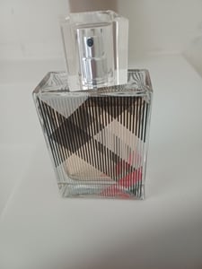 Burberry Brit For Her Eau de Parfum Spray 50ml Kunden-Foto 1