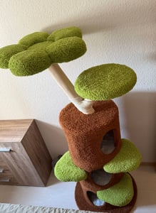 WISFOR Kratzbaum Holz, Katzenbaum mit Katzenhöhle, Plattformen, 148cm Katzenkratzbaum Katzenmöbel mit Aussichtsplattform, Grün+Braun Kunden-Foto 4