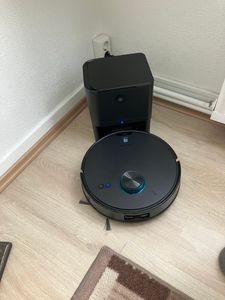 Robot aspirapolvere a secco TU20UL 8000 Pa di potenza di aspirazione, robot aspirapolvere con stazione di aspirazione 4L, 200min, rilevamento laser degli ostacoli supportato da AI Foto del cliente 14