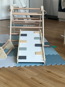 Mamabrum houten speelplaats – Stimuleert creativiteit en motoriek Klantenfoto 4