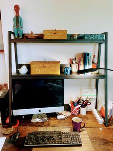 VEVOR stolový regál95 x 32 x 90 cm vitrína, regál s protišmykovými nožičkami, kancelárska čierna Fotografia od zákazníka č. 1