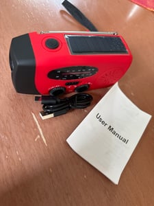 Solar radio, Solar Kurbelradio mit LED-Taschenlampe, Notfallradio AM/FM Wetter, 2000mAh Akku, Handkurbel-Dynamo, Powerbank für Smartphone Kunden-Foto 1