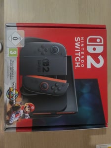 Nintendo Switch 2-Konsolen + Mario Kart World Kunden-Foto 9