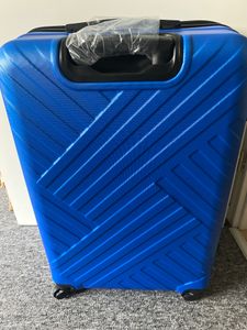 Xonic Design Reisekoffer mit Rollen 360° - ABS Hartschalen-Koffer Trolley mit Zahlenschloss in Handgepäck M-L-XL-Set (Schwarz, XL) Kunden-Foto 4