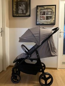 Kinderkraft TRIG 3 - Großer Kinderwagen bis 25 kg - Einhändig faltbar - Verstellbare Rückenlehne - Wasserdichtes Verdeck - Große EVA-Räder - Schwarz Kunden-Foto 1