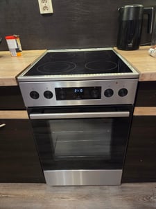 Gorenje GECS5C70XPA Elektrická trouba se sklokeramickou deskou, s funkcemi Airfry, FrozenBake a pizza, GentleClose, šířka 50 cm Fotografie od zákazníka č. 1