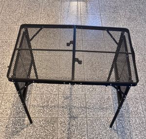 UISEBRT 90x60cm Klappbarer Outdoor Campingtisch, höhenverstellbarer Beistelltisch mit Metallgitterplatte und Tragegriff, ausziehbar bis 134x60 cm Kunden-Foto 1