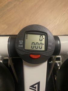 Stepper Mini-Stepper do treningu w domu, z taśmą oporową, podkładką, hydraulicznym stepperem fitness, nośność 150 kg Zdjęcie produktu od klienta nr 4