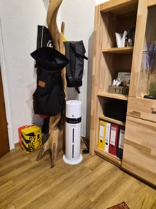 FATABETA Luftbefeuchter bis zu 50m², 9L Ultraschall Kaltnebel Aromadiffusor, Obenbefüllung 48h Laufzeit, extrem leiser 32dB Schlafmodus, intelligente Feuchtigkeitssteuerung, Fernbedienung & 7-LED Kunden-Foto 1