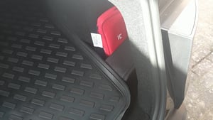 Kofferraumwanne für TESLA MODEL Y Juniper (Facelift) 2025-2026 | Antirutsch mit 5cm Rand Kunden-Foto 1