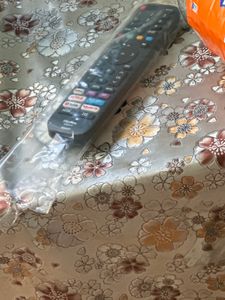 Originale Hisense TV Fernbedienung ERF6A62 Kunden-Foto 1