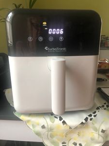 TurboTronic friggitrice ad aria XL – AF190 – Airfryer da 6 l senza olio, digitale, 8 programmi, 1600 W, 40–200 °C, tecnologia Rapid-Air, cestello lavabile in lavastoviglie Nero Foto del cliente 1