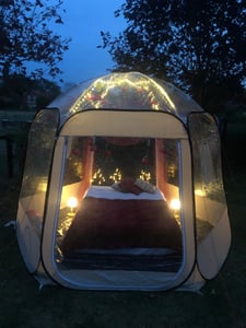 Namiot VEVOR Pop-up Bubble, 305 x 275 x 220 cm, przezroczysty namiot kempingowy, namiot ogrodowy kopułowy typu igloo z oknami, namiot sportowy, widok panoramiczny 540°, dla 4–8 osób, taras, ogród Zdjęcie produktu od klienta nr 1