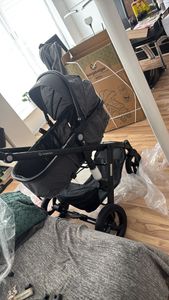 Bergsteiger Nizza 3 in 1 Kinderwagen, Kombikinderwagen Komplettset, Babywanne & Buggy Sportsitz inklusive, Auto-Babyschale & Isofix Station optional Kunden-Foto 3