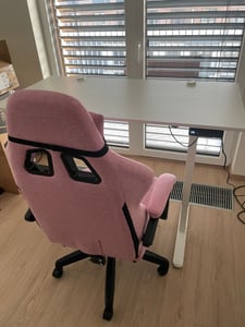 SENSE7 NOJO LIGHT Höhenverstellbarer Schreibtisch Elektrisch 120x60 cm Schwarz Gaming Tisch Computertisch Standing Desk Memory Home Office PC Tisch Kunden-Foto 1