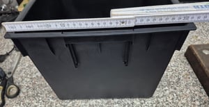Austauschbarer quadratischer Plantztopf-Einsatz 17x17 cm schwarz 3 L für Prosperplast H 32,5 cm Töpfe-erleichtert die Kontrolle des Wassergehalts im Topf Kunden-Foto 1