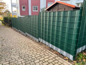 5 x Streifen | Farbe = Fenstergrau | HART-PVC Sichtschutzstreifen | Zaunsichtschutz Sichtschutz für Doppelstabmatten Zaun | keine Folie Kunden-Foto 2