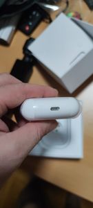 Bluetooth-hoofdtelefoon compatibel met iOS (iPhone) en Android – draadloze 5.0-hoofdtelefoon met USB-C-oplaadcase en ruisonderdrukking. Klantenfoto 3