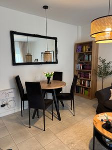 Runder Ausziehbarer Tisch für Esszimmer, LORA, Loft-Stil, Skandinavische, Durchmesser: 90 / 140 cm, Farbe: Eiche Craft Golden / Schwarz Kunden-Foto 4