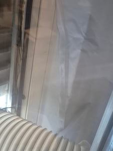 Klarstein Fensterabdichtungs-Set für mobile Klimageräte, Länge: 3,9 m, Reißverschluss, Klettband, weiß Kunden-Foto 2