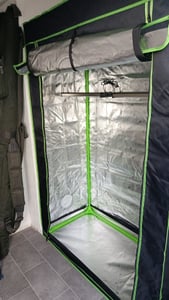 HIGHWERK Growzelt 140 x 140 x 200 cm, Indoor Grow tent, schwarz grün, Homegrow, Growschrank, Pflanzenzelt Kunden-Foto 2