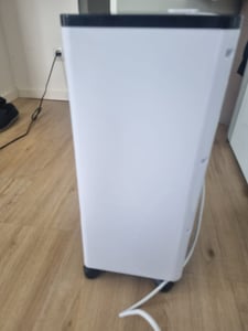 Climatiseur mobile JUNG LIFEAIR sans tuyau d'évacuation, climatiseur mobile 3-en-1, purificateur d'air, humidificateur, refroidissement par eau, jusqu'à 20 m², minuterie de 15,5 heures Photo du client 11