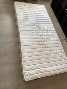 Ergonomische 7-Zonen Kaltschaummatratze - 11cm - H2&H3 - (90 x 200 cm) - Träumegut24 Kunden-Foto 1