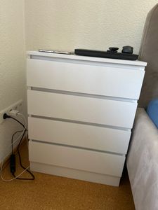 Commode 4 Tiroirs ALIGHTUP – Design Sans Poignée, Blanc, 60 x 38 x 78 cm Photo du client 1
