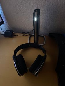 Retekess TA008 Funkkopfhörer für TV, 2.4G Low Latancy, Ein Schlüssel-Hörverstärker, L/R-Lautstärkeregler, Kabellose Kopfhörer für ältere Menschen Kunden-Foto 2
