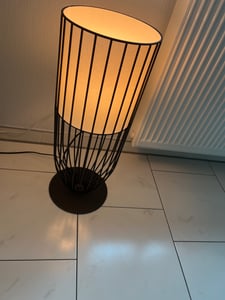 EGLO Tischlampe Nosino, 1 flammige Tischleuchte Industrial, Vintage,, Nachttischlampe, Wohnzimmerlampe in Schwarz, Weiß, Lampe mit Schalter, E27 Kunden-Foto 1