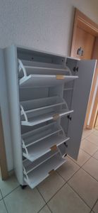 Scarpiera moderna Flieks con specchio, scarpiera con 4 ante, mobile con ripiano regolabile, ribalta scarpe 80x24x147 cm, bianco Foto del cliente 1