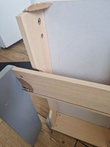 COSTWAY 3ks detská drevená sedacia súprava, detský stôl 4 v 1 s 2 stoličkami a odnímateľnou tabuľou, detský nábytok s úložným priestorom do detskej izby, materskej školy, biela + sivá Fotografia od zákazníka č. 3