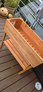 TTL GARDEN Balkon Hochbeet M 80x40x80 cm – Holz Pflanzkasten mit Ablage & Folie braun Kunden-Foto 7